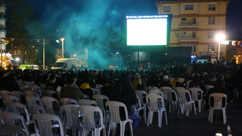 Meydan, “Şampiyon Kocaelispor” sesleriyle inledi - Resim : 3