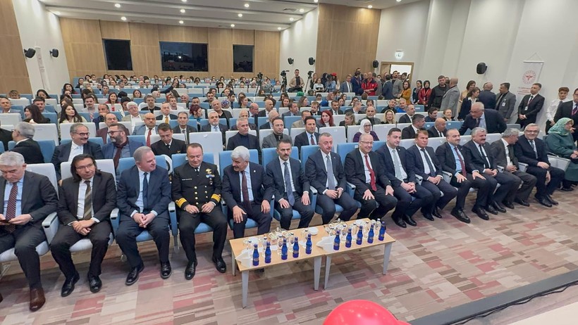 Yüksel Pehlevan, “Ülkemizin en önemli sağlık merkezlerinden biri olacak” - Resim : 1
