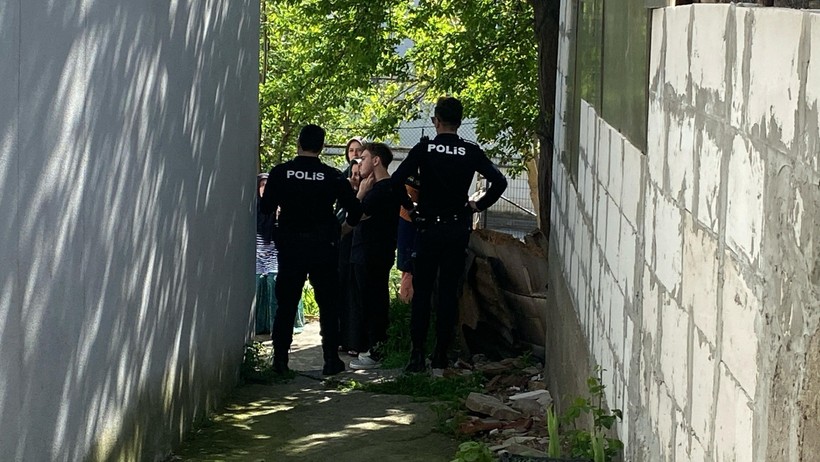 Pencere kenarında yoğurt yiyordu... 5 yaşındaki çocuk 3. kattan düştü! - Resim : 5
