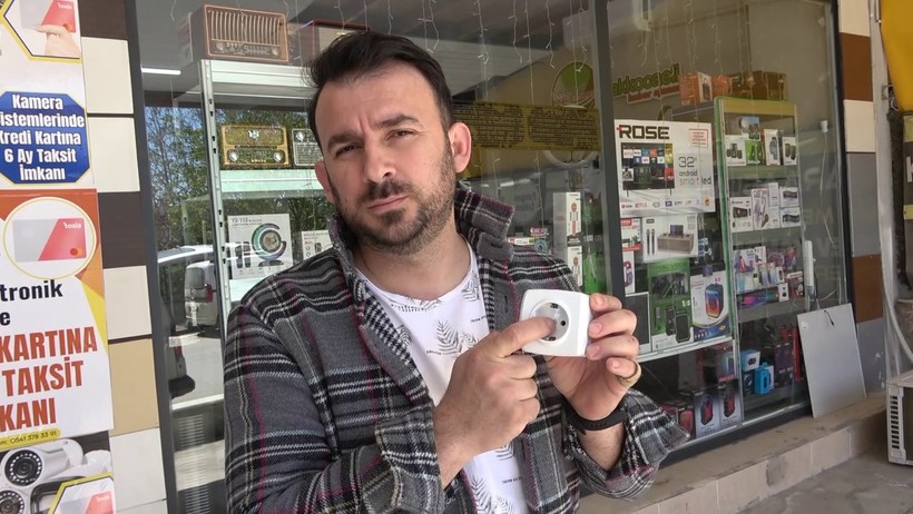 Gözle görülmez ama telefonla görünür… Gizli kamera nasıl tespit edilir? - Resim : 1