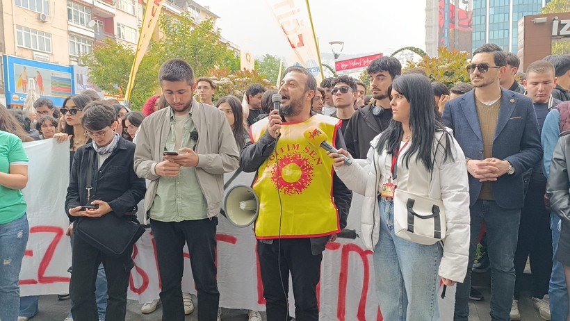 Liseliler öğretmenleri için yürüdü - Resim : 3