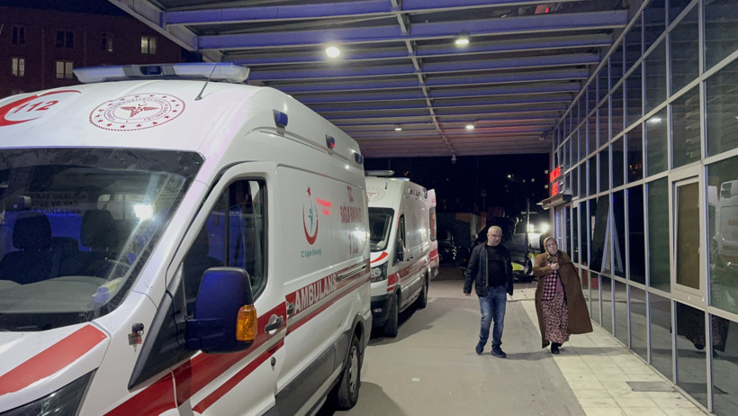 15 yaşındaki kızların kavgasında bıçaklar konuştu: 1 yaralı - Resim : 2