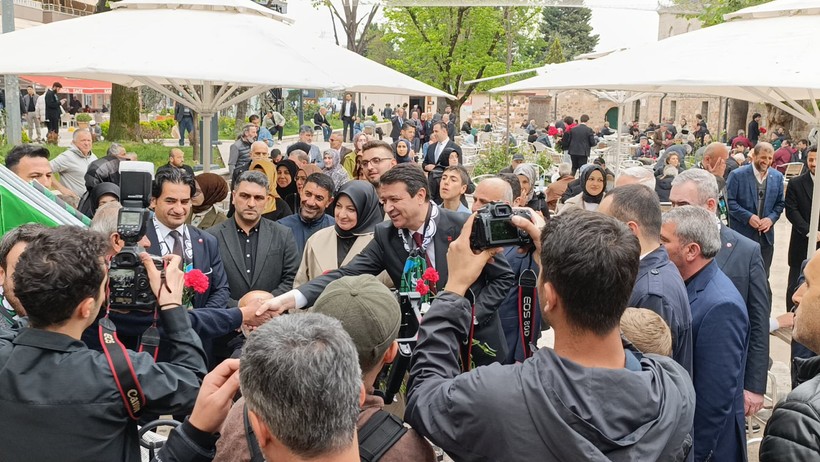 Saadet Partisi Genel Başkanı Mahmut Arıkan Kocaelilileri dinledi - Resim : 2