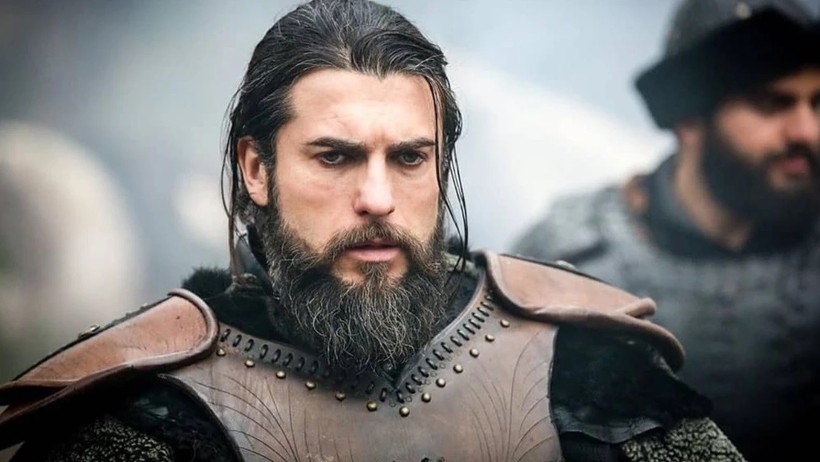 Kuruluş Osman Turgut Alp Kim? Cengiz Coşkun Kimdir, Kaç Yaşında? Cengiz Coşkun Dizileri - Resim : 1