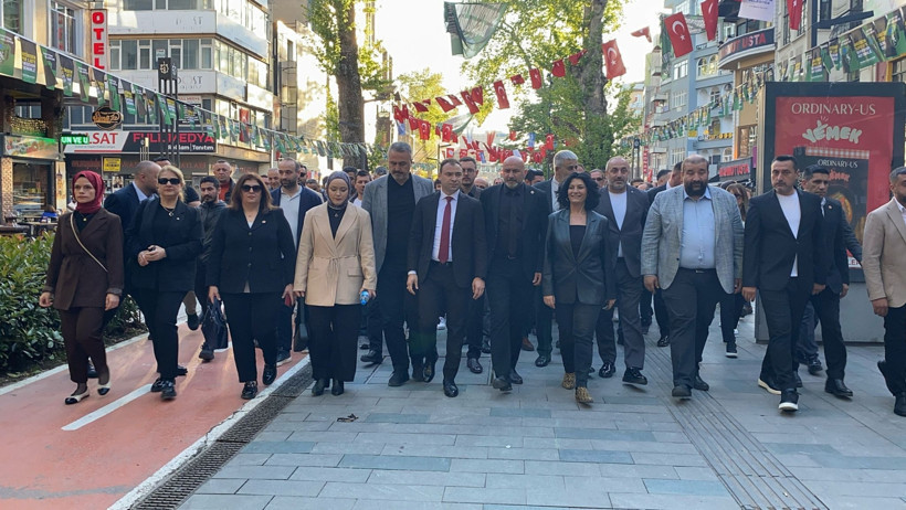 İzmit’te 3 Mayıs yürüyüşü - Resim : 1