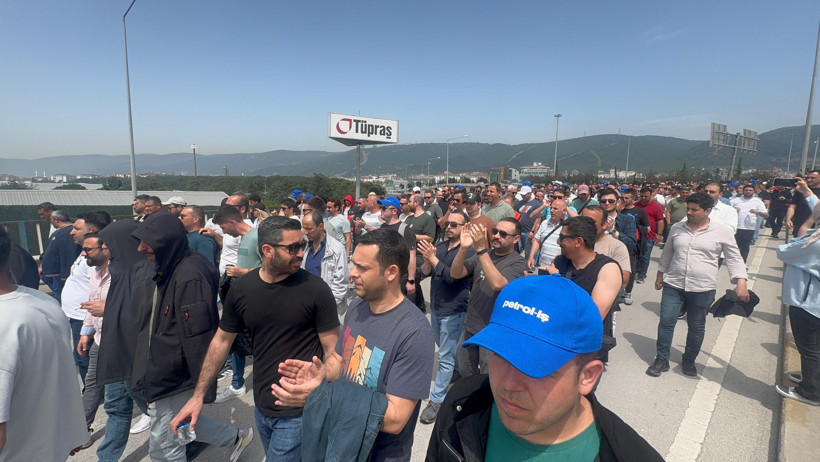 TÜPRAŞ’da büyük öfke; İşçiler imzalanan sözleşmeye tepki gösterdi! - Resim : 3