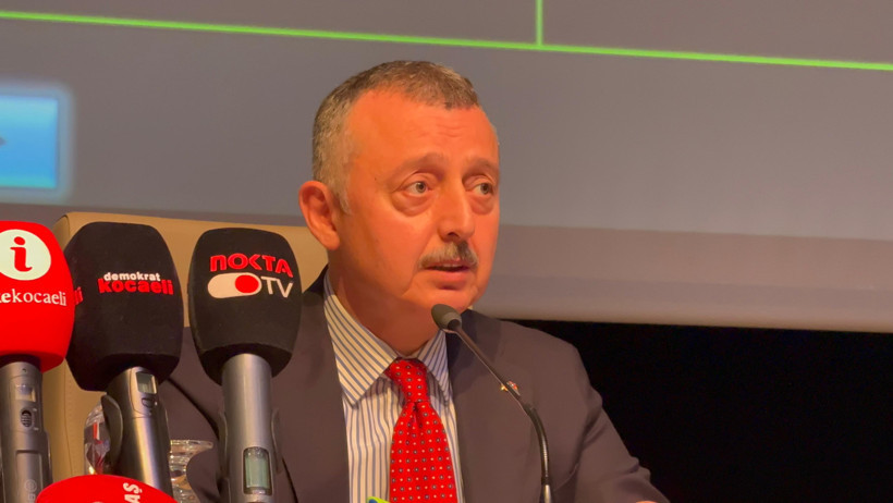 Millet Bahçesi için kürsüye çıktı, Kürt Dili Bayramını kutladı... Tahir Büyükakın müdahale etti! - Resim : 2