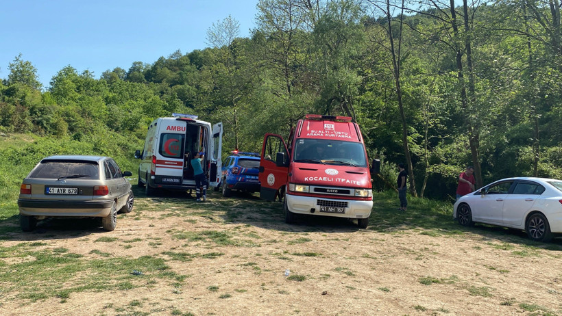 Dereye giren çocuk boğuldu! - Resim : 3