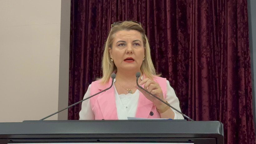 Fatma Kaplan Hürriyet: İzmit Belediyesi’nin bütçesi kadar bütçe açığı var - Resim : 1