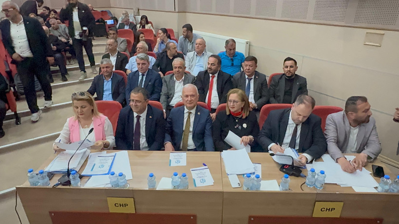 Fatma Kaplan Hürriyet: İzmit Belediyesi’nin bütçesi kadar bütçe açığı var - Resim : 2