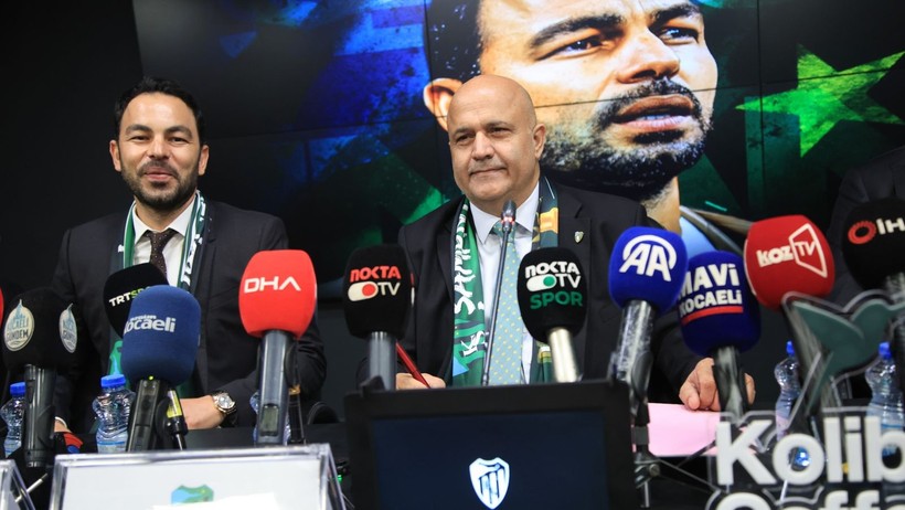Selçuk İnan imza töreni Foto Galeri - Resim: 11