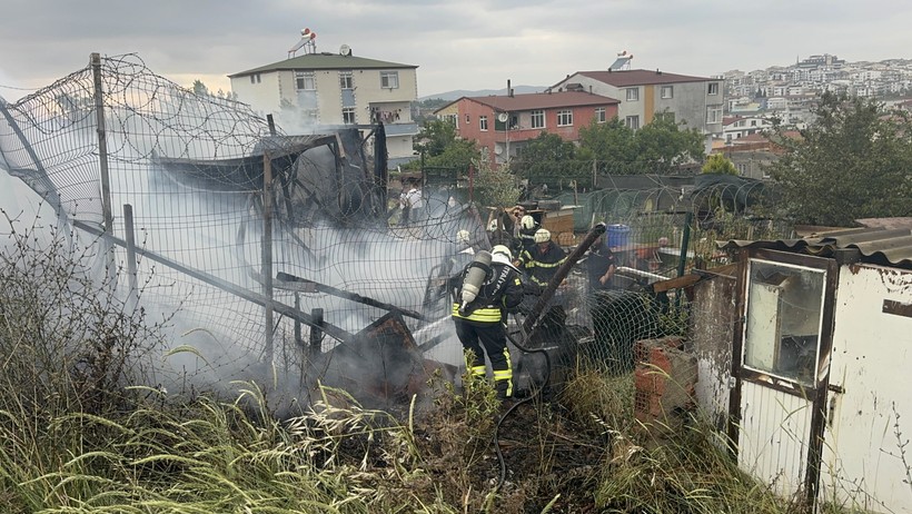 Çıkan yangında ev küle döndü - Resim : 2