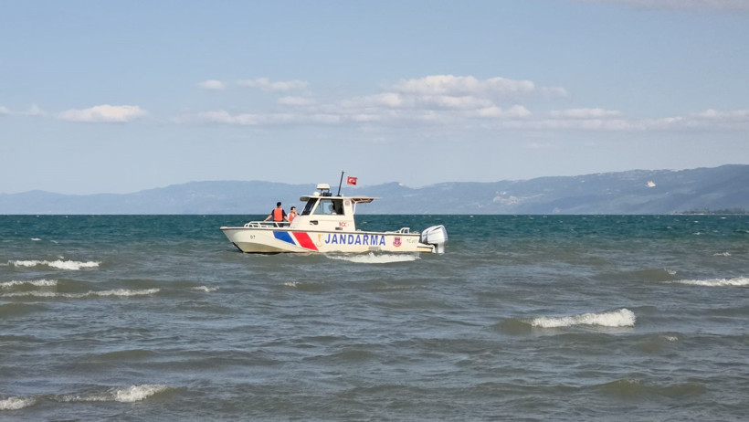 Göle giren iki kuzenin cansız bedenlerine ulaşıldı - Resim : 2