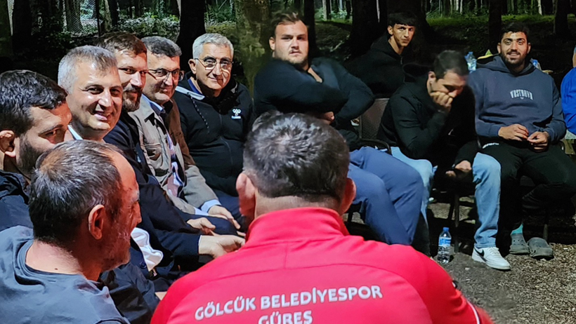 Ali Yıldırım Sezer'den pehlivanlara destek! - Resim : 1