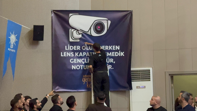 Bantlanan kamera afişi ile kürsüye çıktı! Şahin Talus: Çorba içmiyorum - Resim : 4