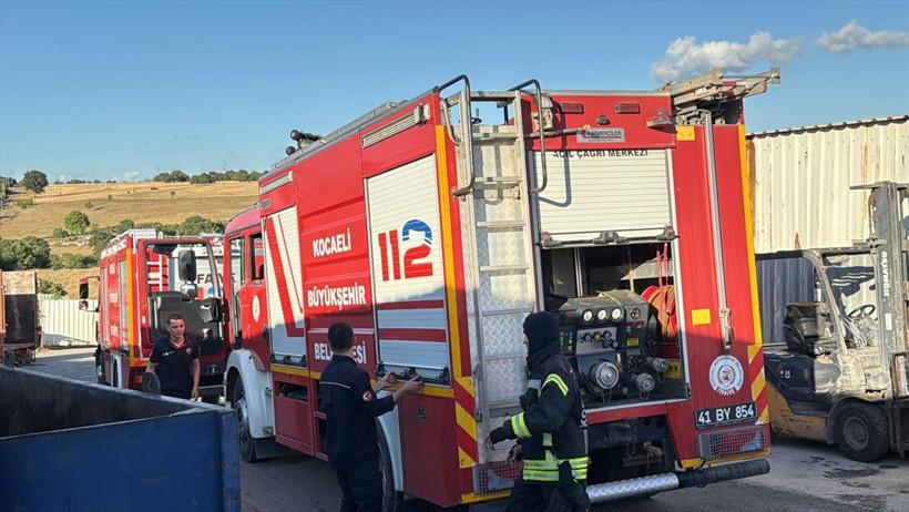 Geri dönüşüm tesisinde yangın çıktı! - Resim : 1