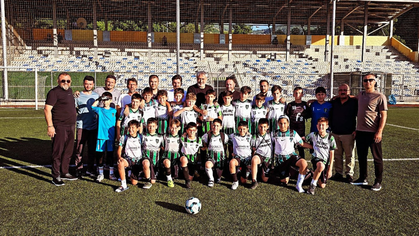 Başiskele Yıldızspor’a çifte kupa! - Resim : 1