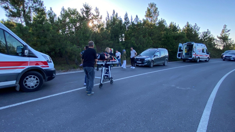 Kocaeli'de iki otomobil birbirine girdi - Resim : 3