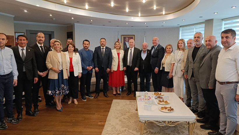 Ümit Özdağ’dan Fatma Kaplan Hürriyet’e iade-i ziyaret! - Resim : 3