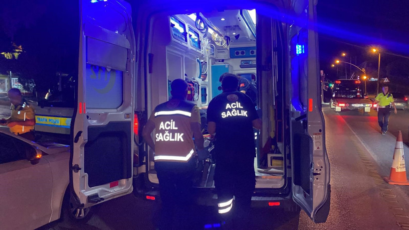 Kocaeli'de iki otomobil birbirine girdi... Yaralılar var! - Resim : 5