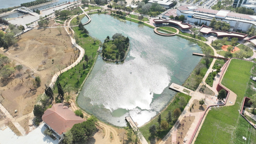 20 bin ton çamur… Fuar gölü yeniden hayat buldu! - Resim : 2