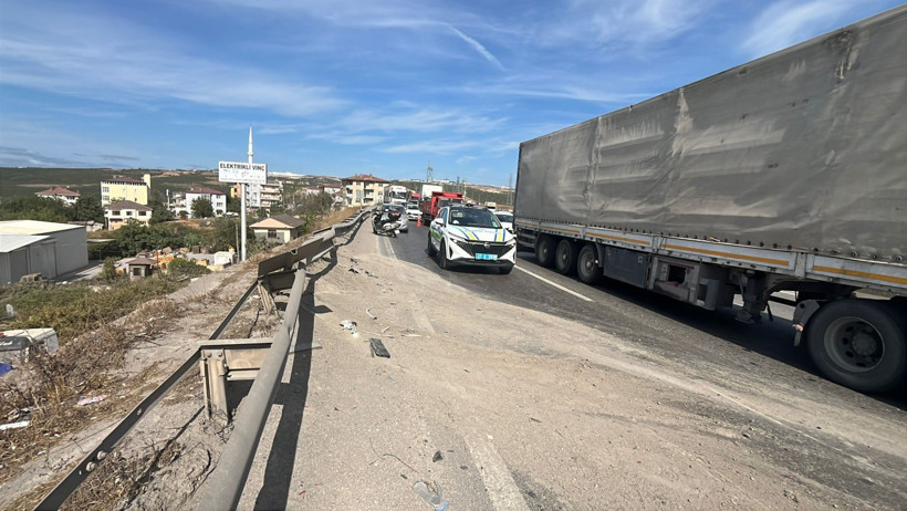 Kocaeli'de korkutan kaza! 4 kişi... - Resim : 2