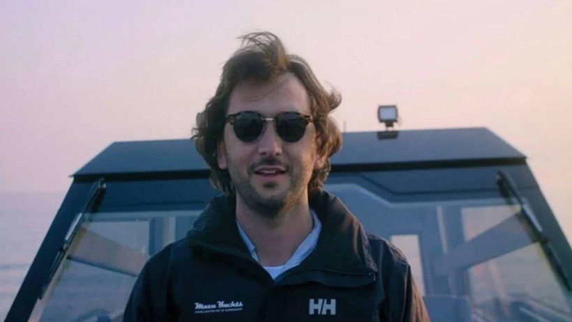 İş insanı Halit Yukay’ın kullandığı tekneye çarptı: Kaptan dümeni bırakıp mangal yapmış! - Resim : 1