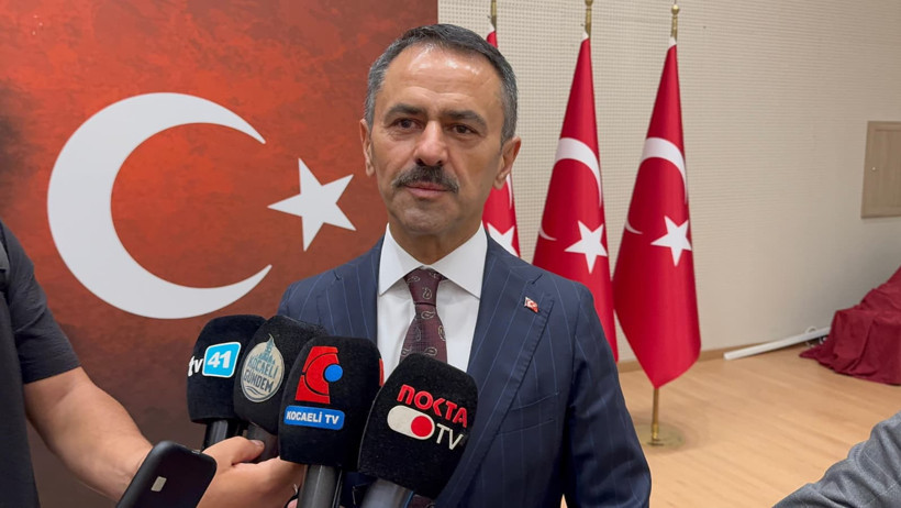 Zafer tebriklerini kabul ettiler - Resim : 3