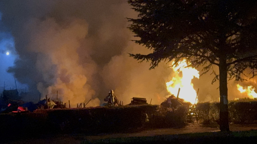 Ahşap fabrikasında çıkan yangın paniğe sebep oldu! - Resim : 2