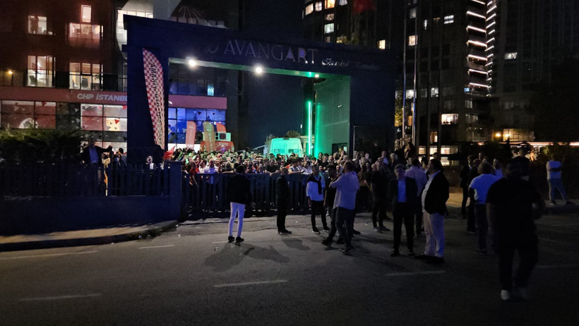 CHP İstanbul İl Başkanlığı çevresinde gergin anlar - Resim : 1