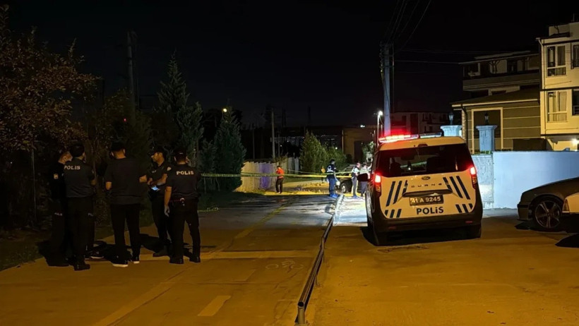 Kıskanç sevgili dehşet saçtı; Sevgilisi ile erkek kardeşini vurup, intihar etti - Resim : 1