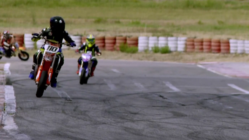 Türkiye Süpermoto Şampiyonası'nda nefesler tutuldu, heyecanlı bekleyiş başladı! - Resim : 1