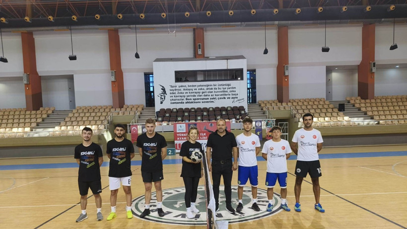 Türkiye’nin en iyi futnet sporcuları Kocaeli’de gözlerin pasını sildi! - Resim : 3