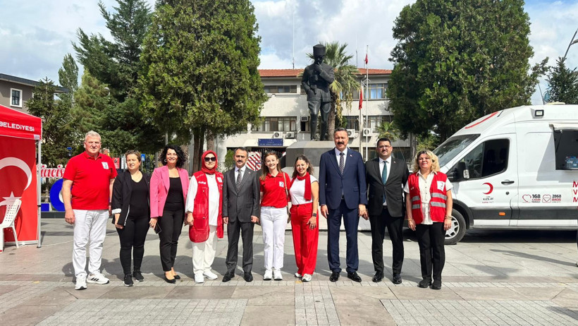 İlhami Aktaş, kan bağışı etkinliğine katıldı - Resim : 2
