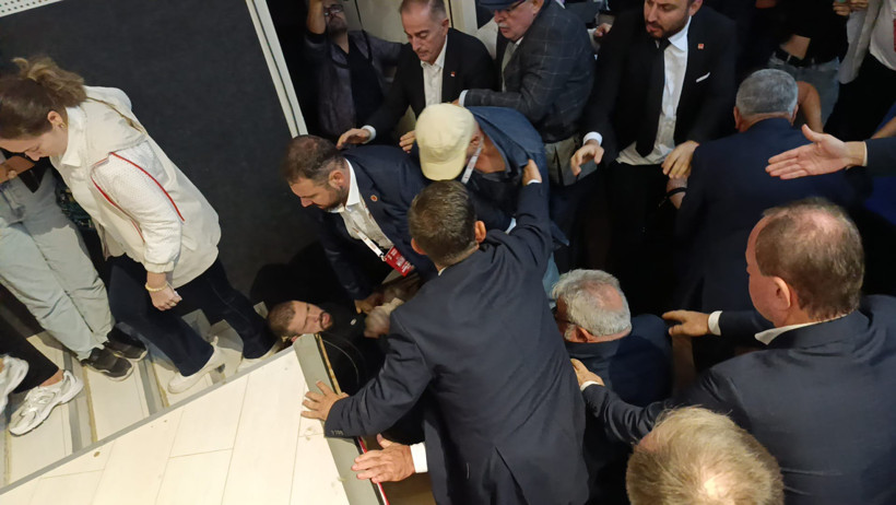 CHP ilçe kongresinde kavga çıktı! - Resim : 3