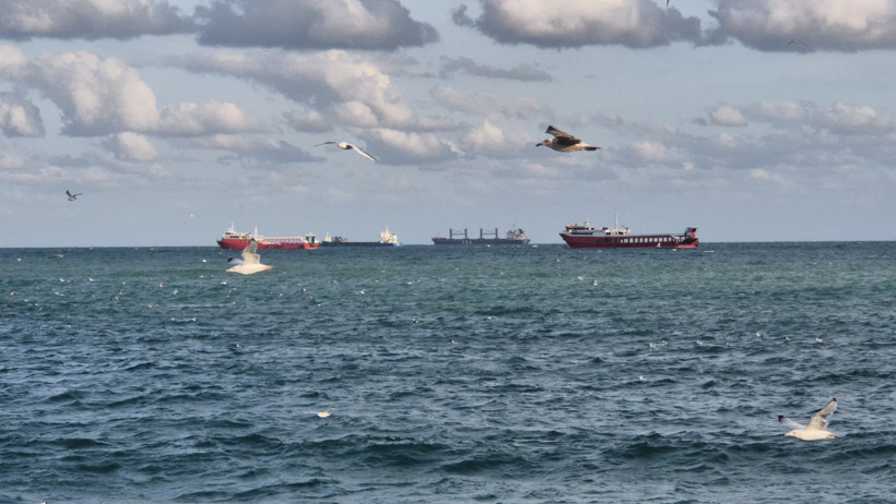 Marmara Denizi'nde poyraz ulaşımı olumsuz etkiledi - Resim : 1
