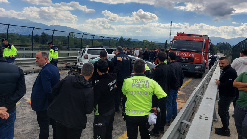 Otoyolda korkunç kaza: Göreve giden 2 jandarma şehit oldu - Resim : 1