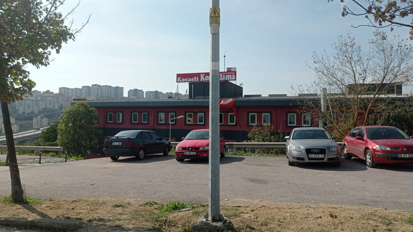 İzmit’te onlarca işçi mağdur! Tahta kurusu ve böcekler basmış… - Resim : 3