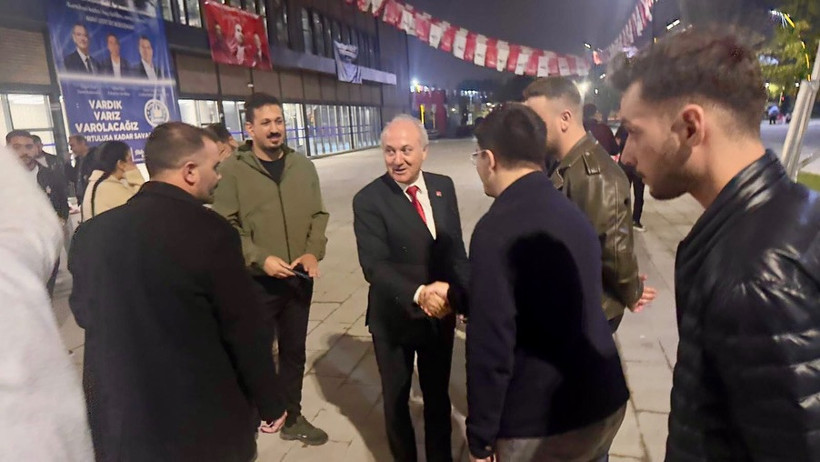 Erdem Arcan kongre salonunda: Sizlerle gurur duyuyorum - Resim : 4