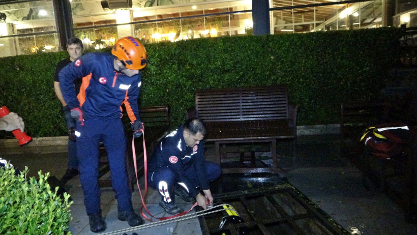 Sığındıkları mağarada mahsur kaldılar... Film gibi operasyon! - Resim : 2