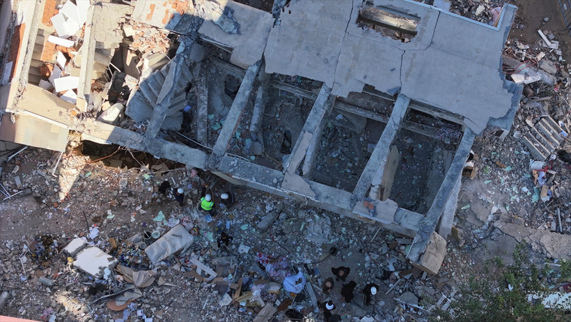 Çağdaş Kara Gebze'deki devrilen bina hakkında konuştu: Binanın temelinin altı boşalmış - Resim : 2