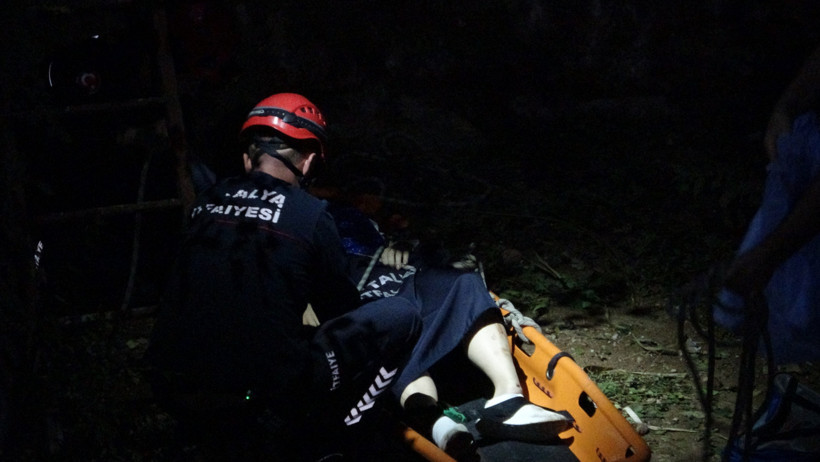 inşaat çukuruna düşen turist için ekipler seferber oldu! - Resim : 3