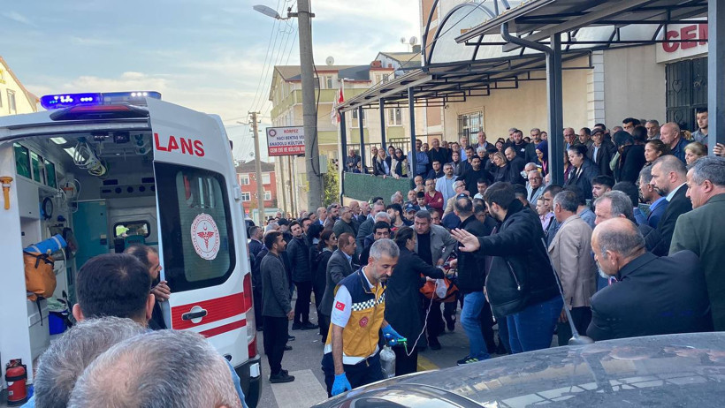 Ozan Aksu'nun acı günü! Babasının cenazesinde dayısını da kaybetti - Resim : 1