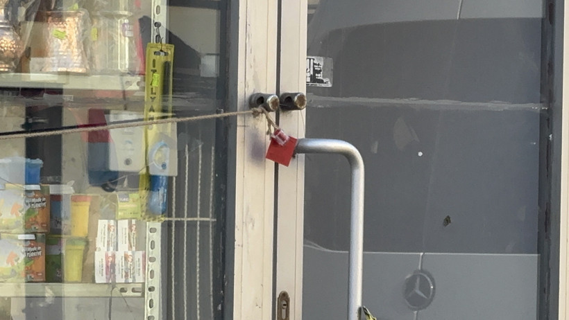 Gebze'deki farklı binalardan ihbar geldi! Mühürlendiler... - Resim : 5