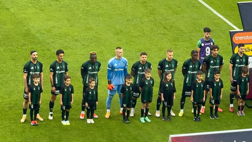 Kocaelispor - Galatasaray: 1-0 (MAÇ SONUCU) - Resim : 4