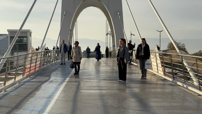 Kocaeli'de 09.05'te hayat durdu! - Resim : 2