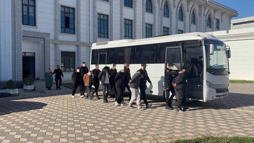 Otomobilin içinde bıçaklayarak öldürmüştü; Katil zanlısı tutuklandı! - Resim : 2