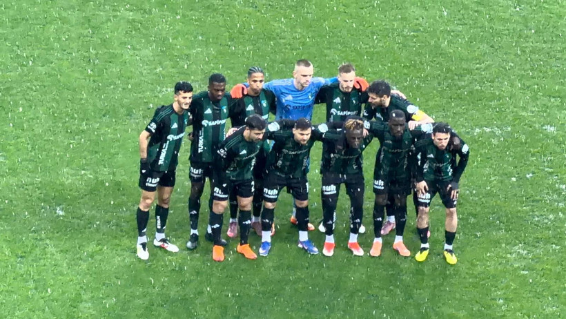 Kocaelispor-Trabzonspor: 1-2 (MAÇ SONUCU) - Resim : 9