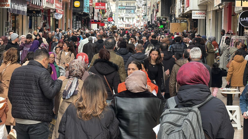 Çarşıda bayram hareketliliği - Resim : 3