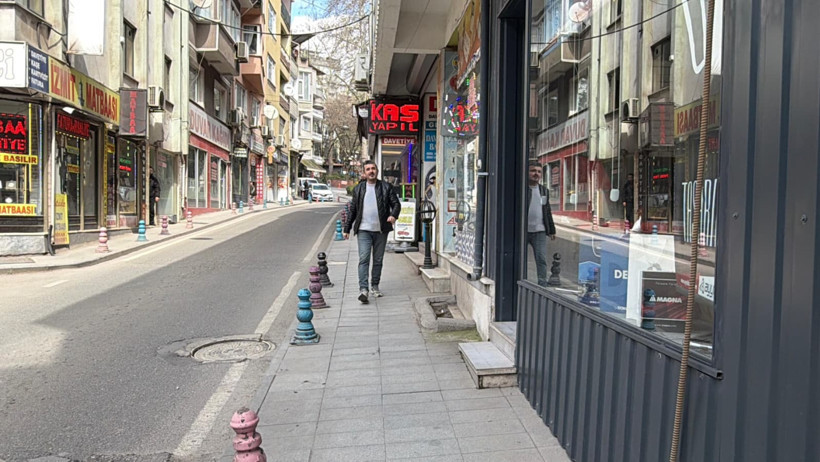 Bir elinde tornavida diğerinde mikrofon! İzmit’in müziğe gönül veren elektrikçisi - Resim : 3